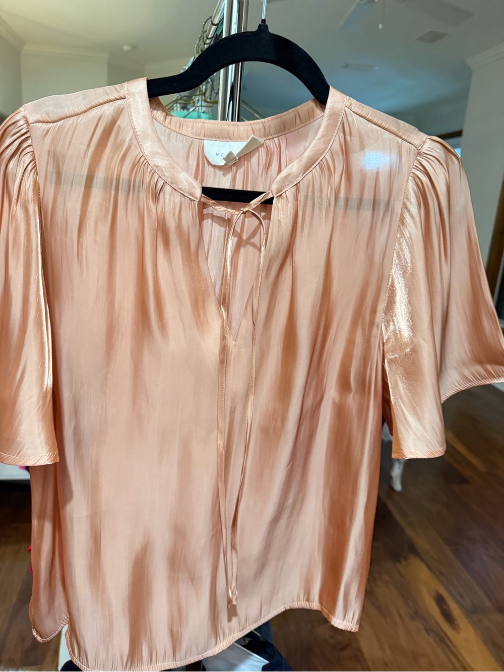 MELLODAY Satin Peach Flutter-Sleeve Blouse
